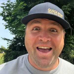 Meet your Posher, Eric